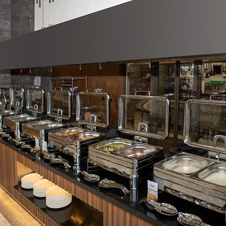 Doubletree By Hilton Manisa Hotell Exteriör bild