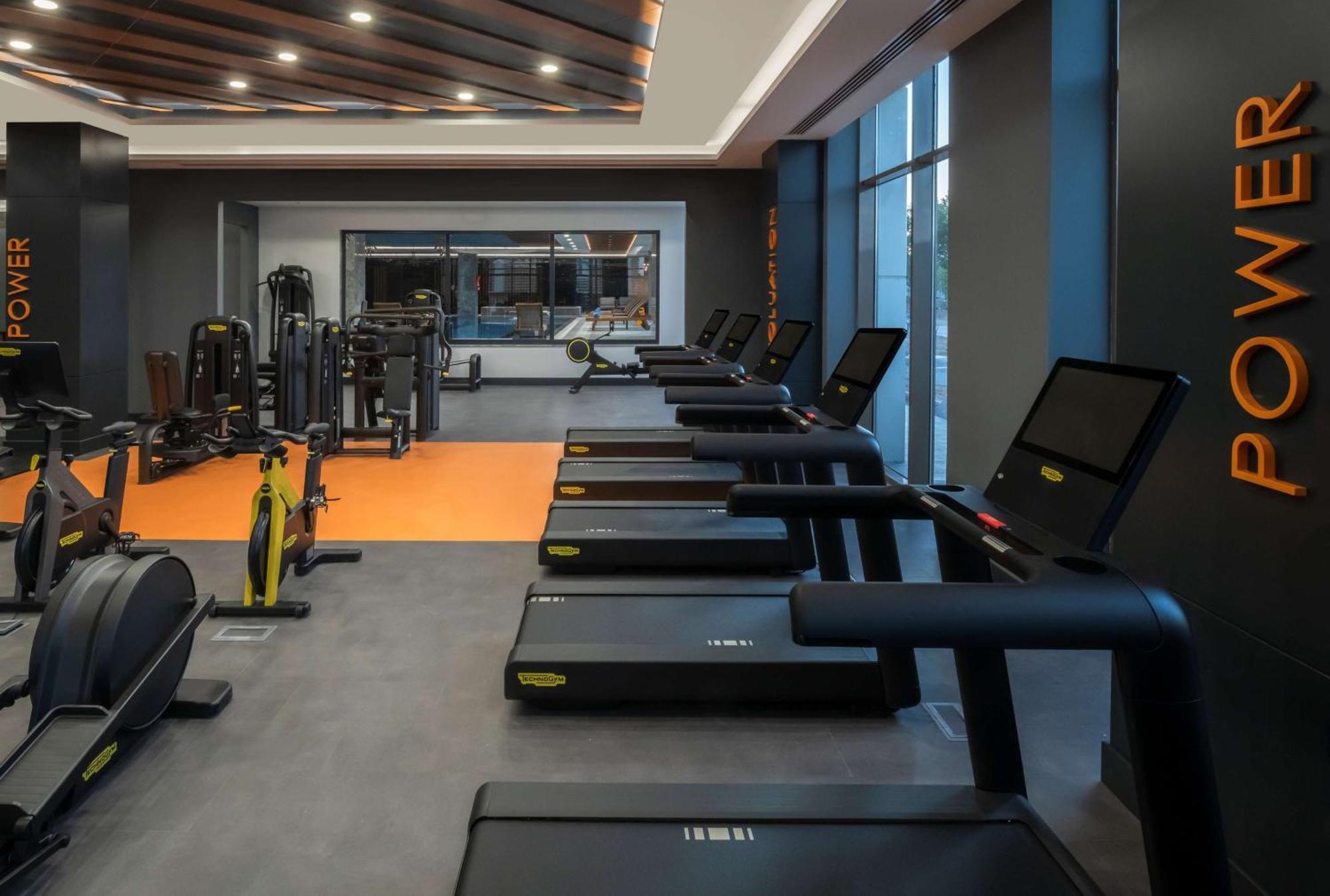 Doubletree By Hilton Manisa Hotell Exteriör bild