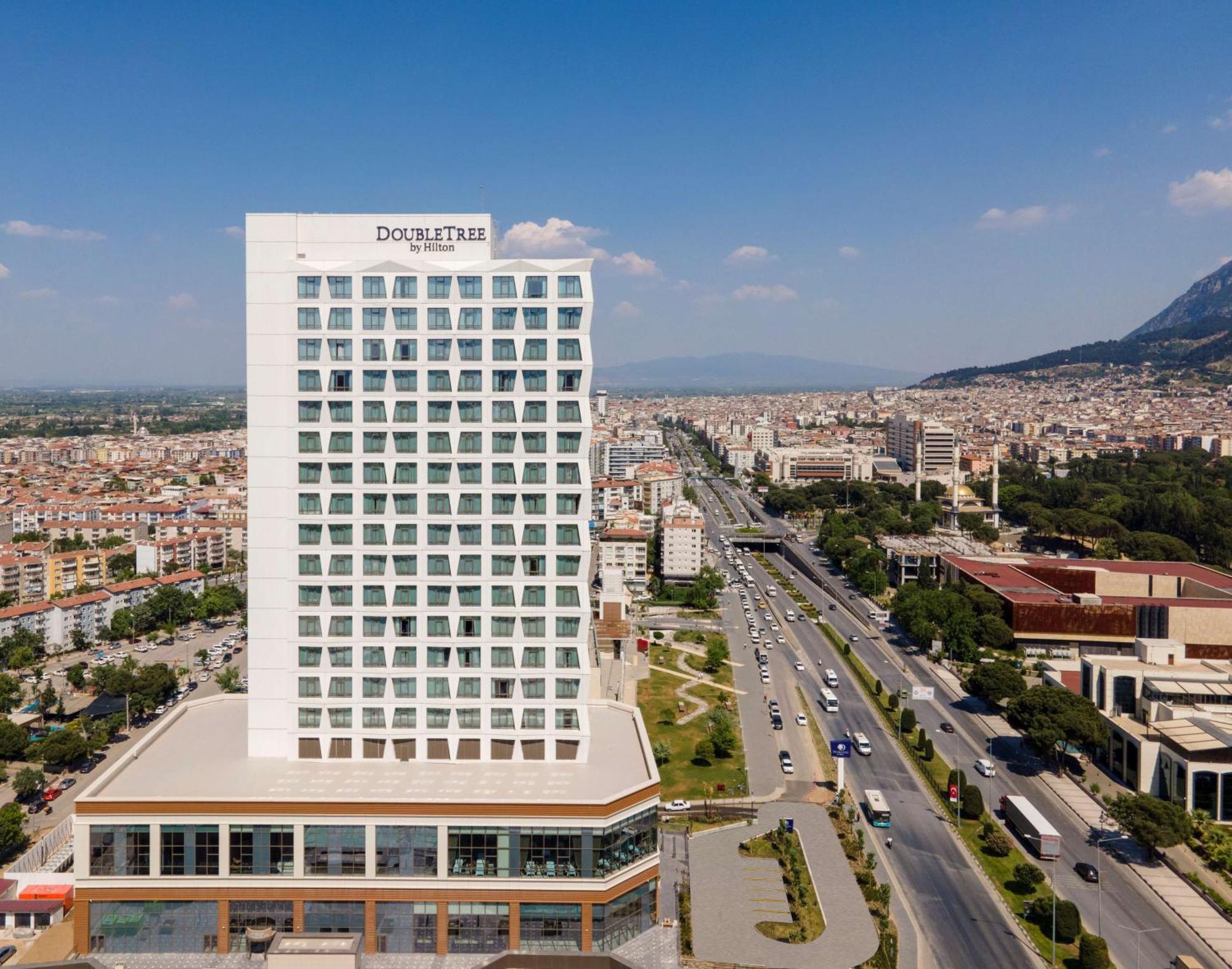 Doubletree By Hilton Manisa Hotell Exteriör bild